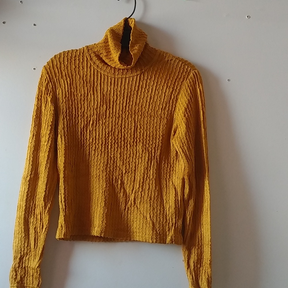 Yellow top
